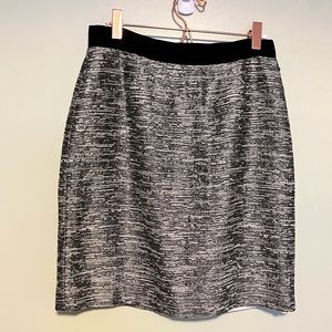 Kate Spade black/gray/silver skirt EUC